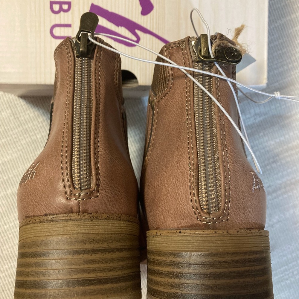 Brown Blowfish Boots. NWT - Picture 4 of 7